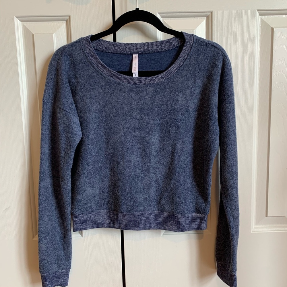 cropped fuzzy blue sweater, size small